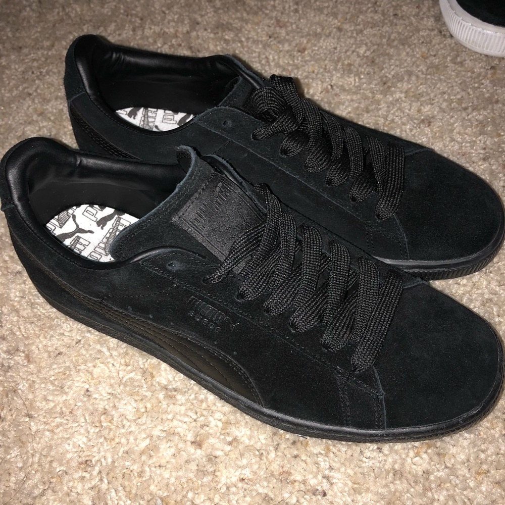 Brand new all black puma sneakers